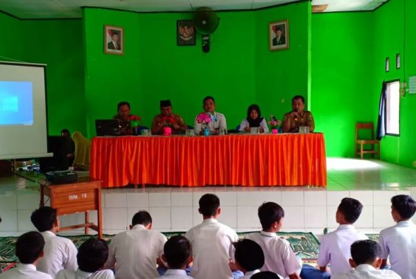 Badan Narkotika Nasional Kabupaten Tanggamus Mengajak Remaja Zaman Now Perangi Narkoba